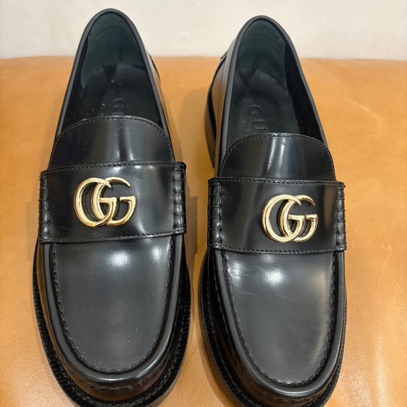 NIB Black Gucci Marmont Loafers - Picture 2 of 6